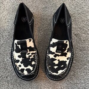 Ariat Cruisers Cow Print Size 8.5